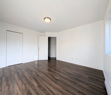 Rue de Londres, J4Y 0N3, Brossard - Photo 2