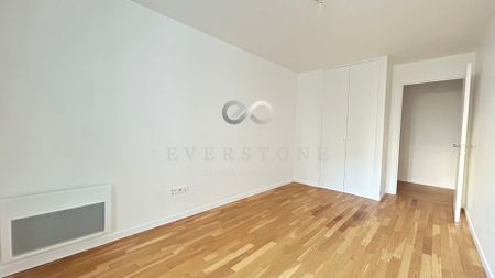 Appartement Courbevoie 2 pièce(s) 60.44 m2 - Photo 4