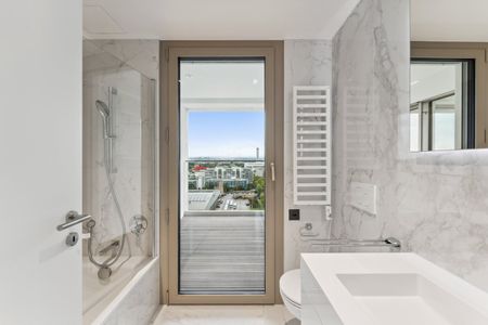 "Tower fifty five - metropolitan living spaces" - Photo 3