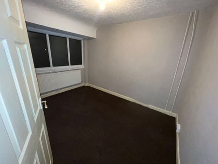 3 Bed Terraced House, Wensleydale Road, B42 - Photo 5