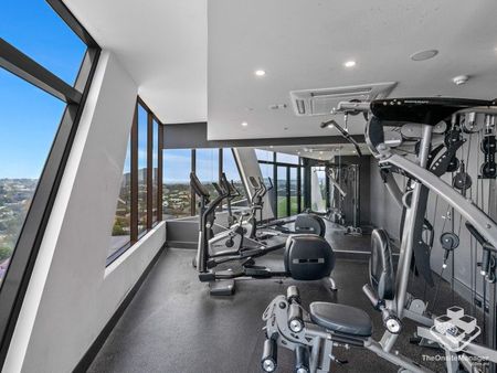 8th Floor, Stunning 1 bed 1 bath unit! - Photo 5