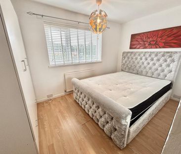 3 bedroom semi-detached house to rent - Photo 3