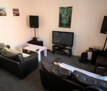 3 Bed - 15 Thornville Mount, Hyde Park, LS6 1JX - - Student - Photo 6