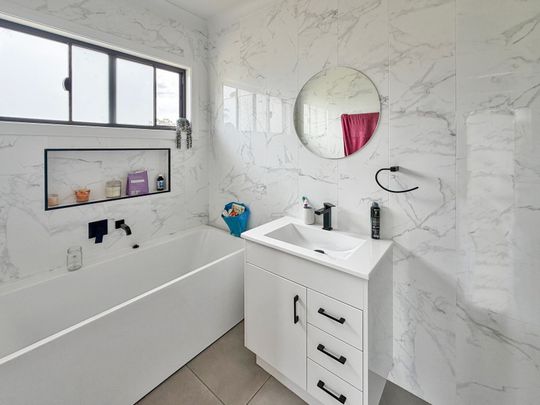 Spacious Family Living Just Minutes from Town - Photo 1