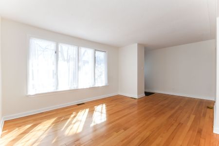 For Lease - 1867 Kingsdale Avenue, Blossom Park - Airport and Area, Ontario - Photo 3