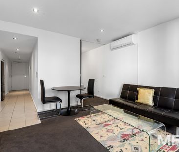 Furnished convenience in highly sought-after pocket - Photo 3