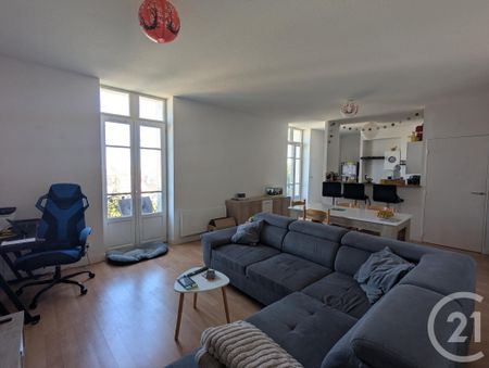 Location Appartement 3 pièces 93m² CHATEL GUYON 63140 - Photo 2