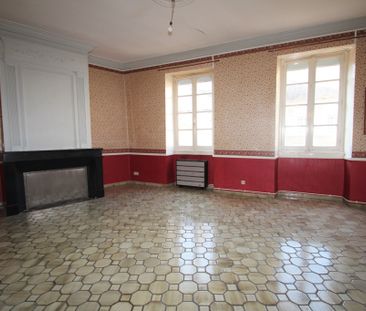 Location Appartement 1 pièce 37m² DECIZE 58300 - Photo 1