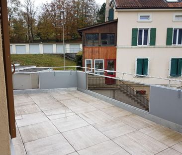 Beautiful 4.5-room apartment with fireplace in Val-de-Travers - Photo 4