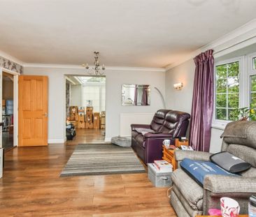 South Street, Warminster - Photo 1