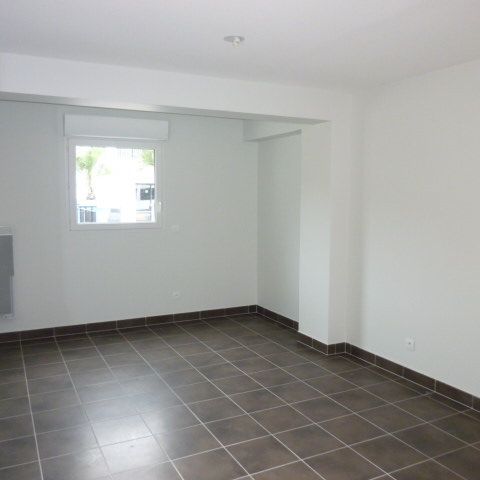 Location Appartement 3 pièces 63m² BAYONNE 64100 - Photo 1