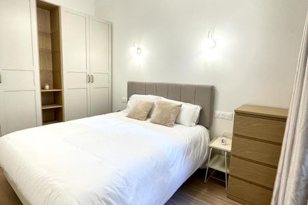 Location Appartement 2 pièces Meublé 30m² PARIS 17ème - Photo 3