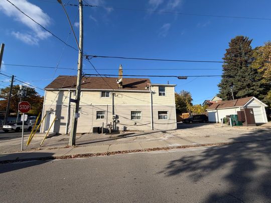 For Lease - 515 Warden Avenue Unit# #Upper, Toronto, Ontario - Photo 1