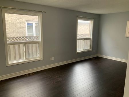 For Lease - 41 Rosseter Road Unit# Main, Markham, Ontario - Photo 2