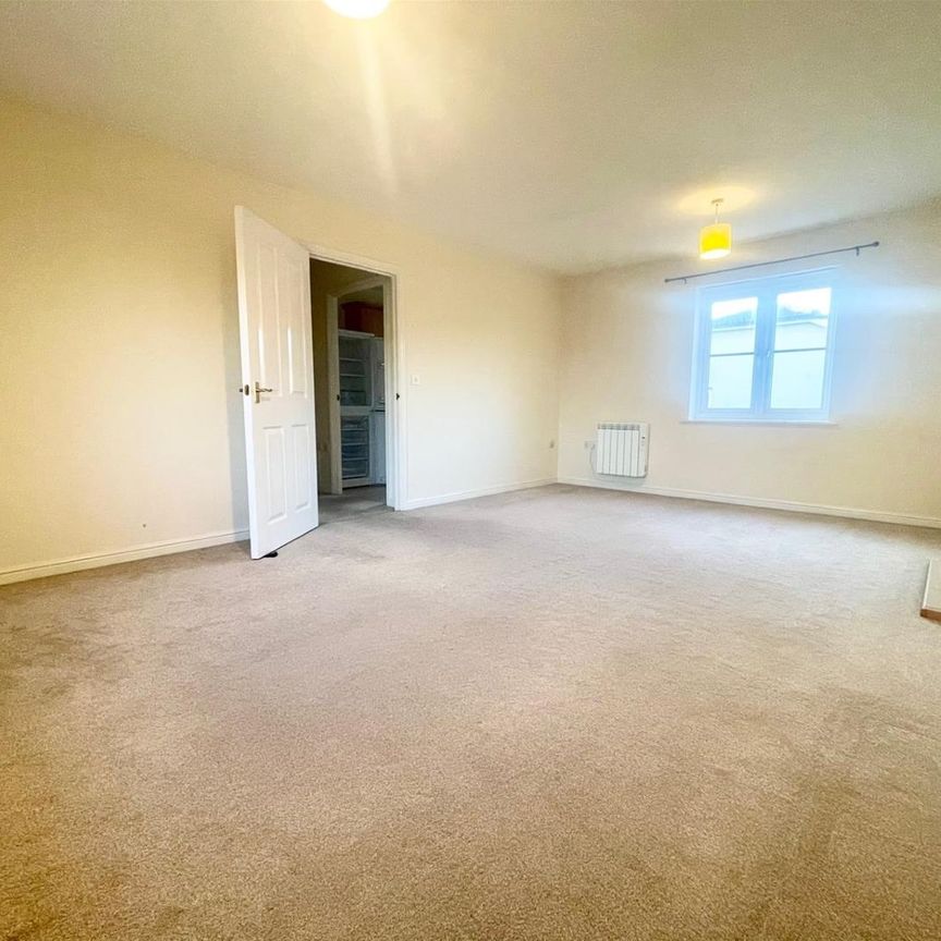 Bristol South End, Bedminster, Bristol - Photo 1