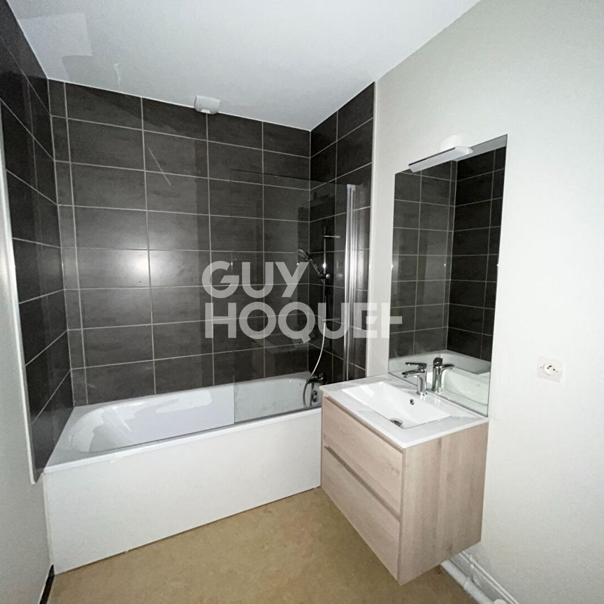 Location Maison 4 pièces 87m² - Photo 1