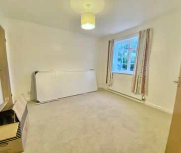 4 bedroom terraced house to rent - Photo 3