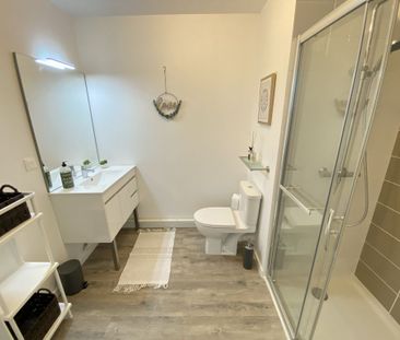 Location Appartement 2 pièces 56m² - Photo 1