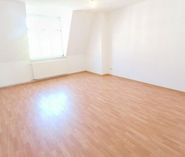 Helle 2-Zimmer-Wohnung in Chemnitz - Ideal für WGs! - Photo 1