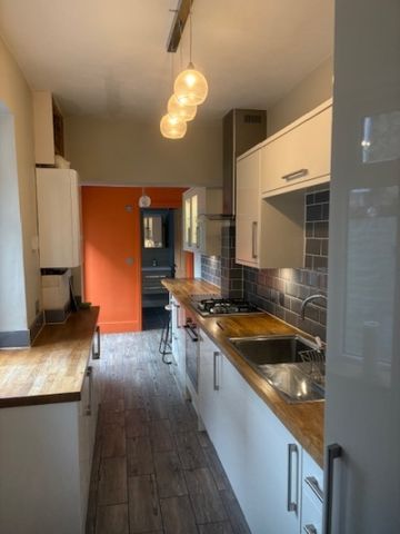 25, Gordon Street - Photo 4