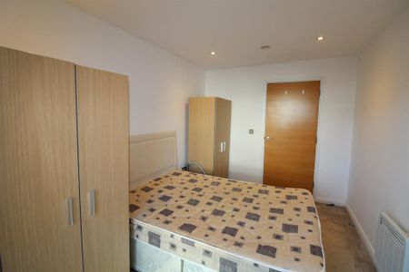 2 bedroom apartment to rent - Photo 3