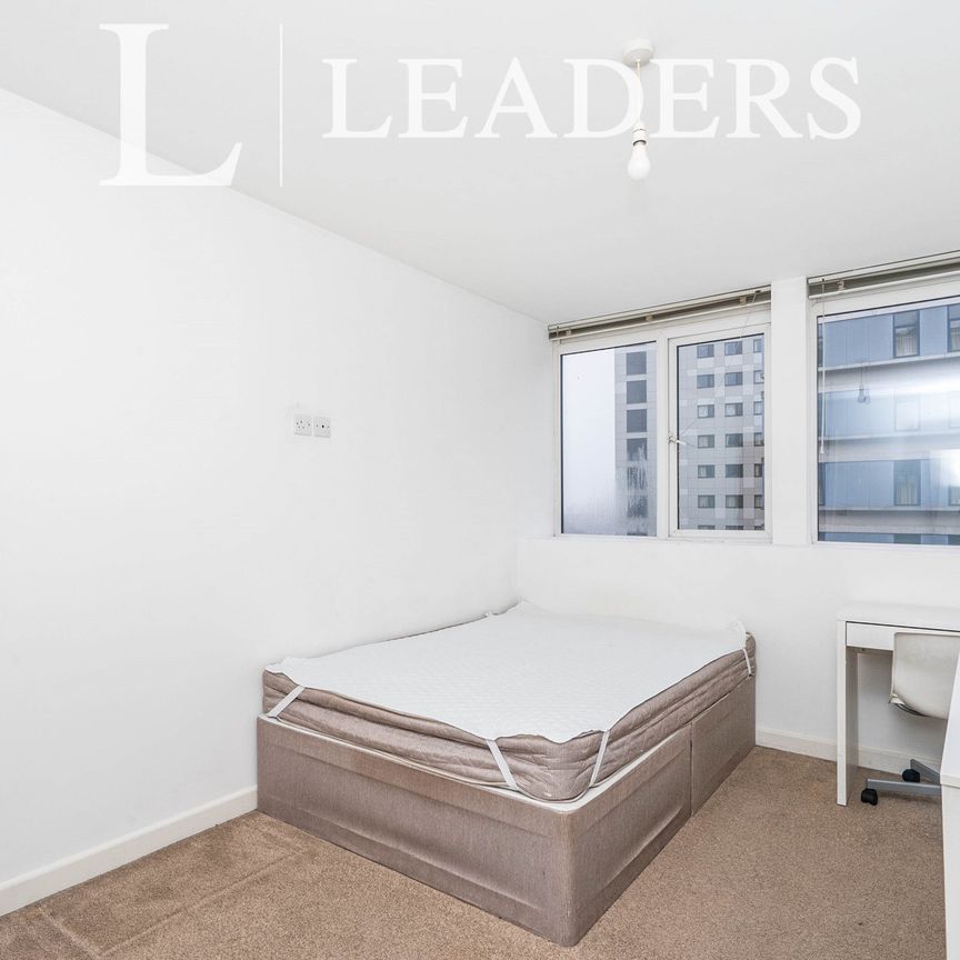 2 bedroom apartment to rent Enterprise House, Isambard Brunel Road, Portsmouth, PO1 - Photo 1