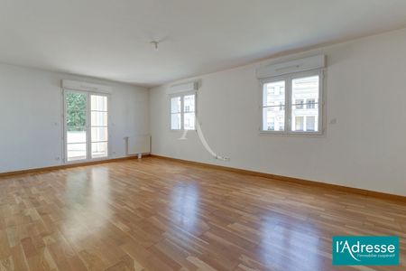Location Appartement 4 pièces 87m² - Photo 2