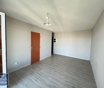 Location Appartement 1 pièce 26m² POITIERS 86000 - Photo 1