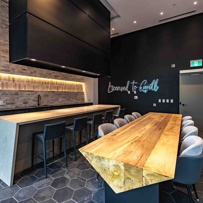 For Lease - 2450 Old Bronte Road Unit# 205, Oakville, Ontario - Photo 1