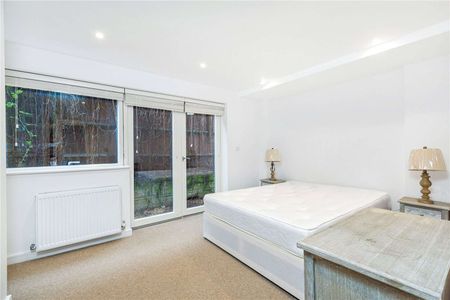 A lovely one bedroom flat in a unique development in Wimbledon. - Photo 3