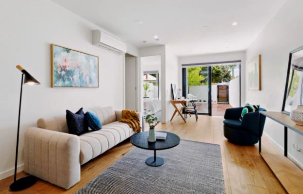 2Bedrooms, 2Bathrooms - Photo 1