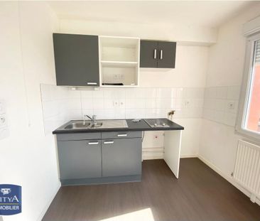 Location Appartement 2 pièces 51m² LOUVROIL 59720 - Photo 4