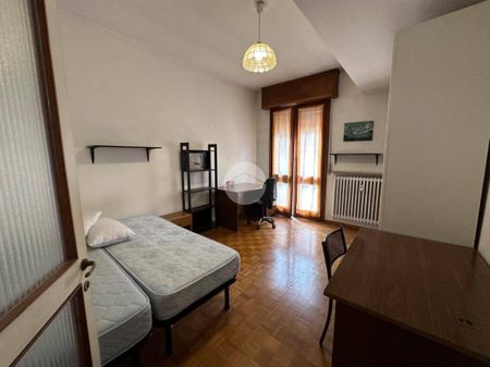 Bilocale V.le Mentana 142, Centro Storico, Parma - Photo 2
