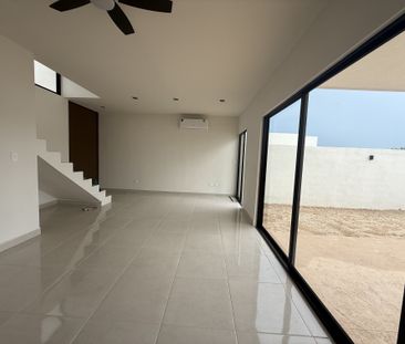 Moderna casa de 3 recámaras, sin amueblar, en Privada con amenidade... - Photo 1