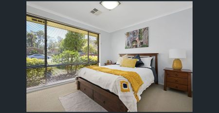 Family home in a sought-after location - Photo 5