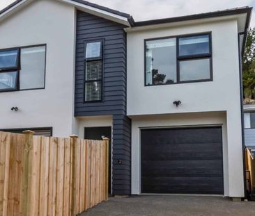 High-End Family Home in Beautiful Whitby - Photo 5