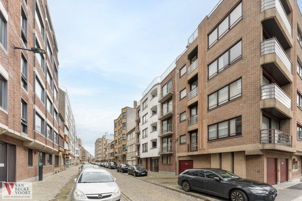 Hedendaags appartement met 2 ruime terrassen - Foto 1