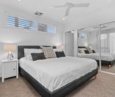 Stylish Home with City Views in Prime Bulimba - Photo 5