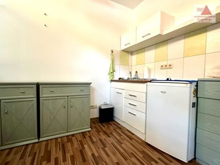 1-Raum-Wohnung - Fahrstuhl - ebenerdige Dusche - komplett möbliert - Thum-Jahnsbach! - Photo 3