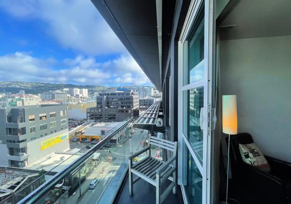 Two Bedroom Inner City Apartment - Photo 1