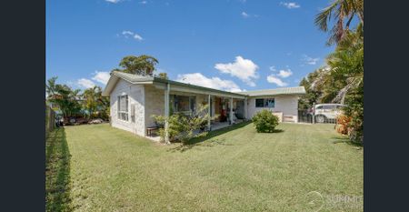 Three Bedroom Home, Close to Boyne River - Photo 5