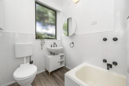 Lifestyle and Location in Perfect Sync! - Photo 4