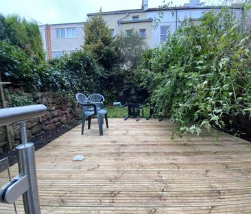 6 bedroom terraced house to rent - Photo 3