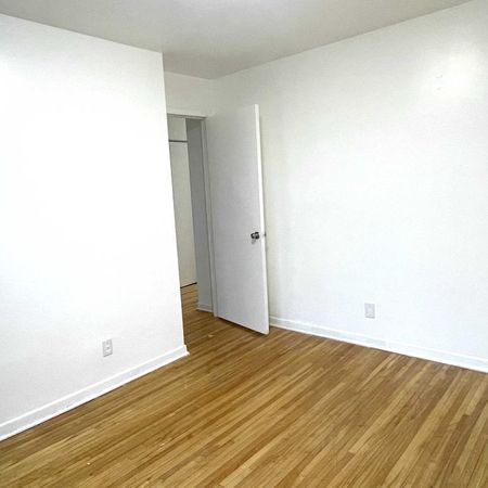 ✨ Superbe 5 1/2 à louer à Saint-Léonard! ✨🔑 - Photo 3