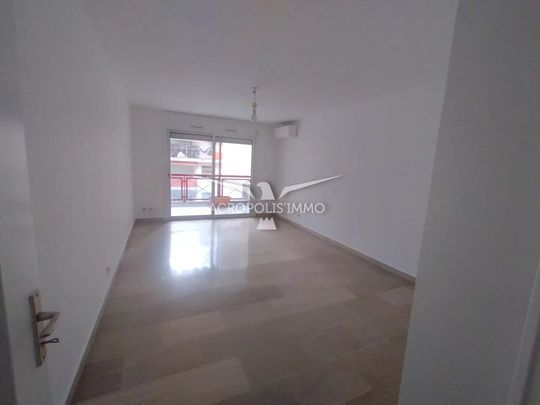 Location Appartement 3 pièces 63m² NICE 06300 - Photo 1