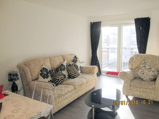 2 bedroom apartment to rent - Photo 1