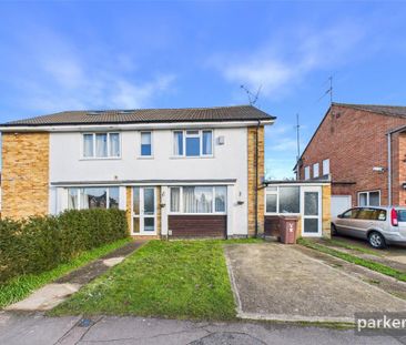 4 bedroom semi-detached house to rent - Photo 4