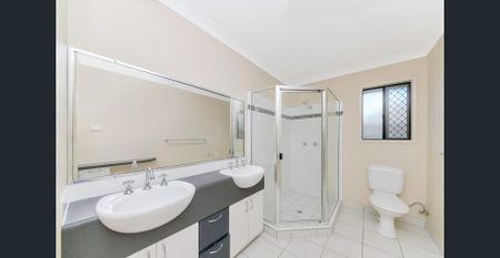 Fantastic Family Home! - Photo 5