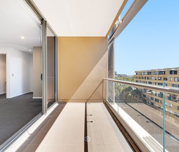 Contemporary One Bedroom Apartment with Study Nook + Storage Cage -... - Photo 1