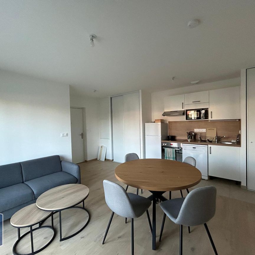 Location Appartement 2 pièces 40m² AVRILLE 49240 - Photo 1